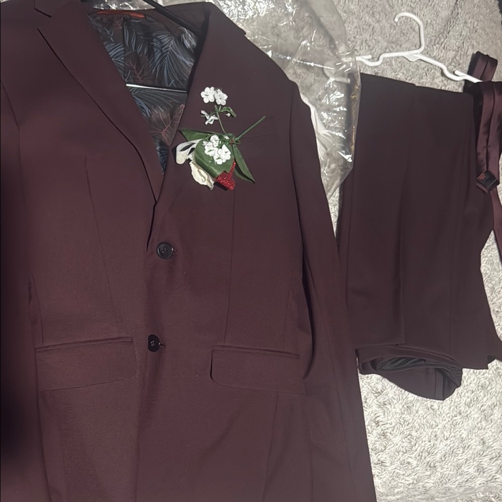 Men's Burgundy Suit